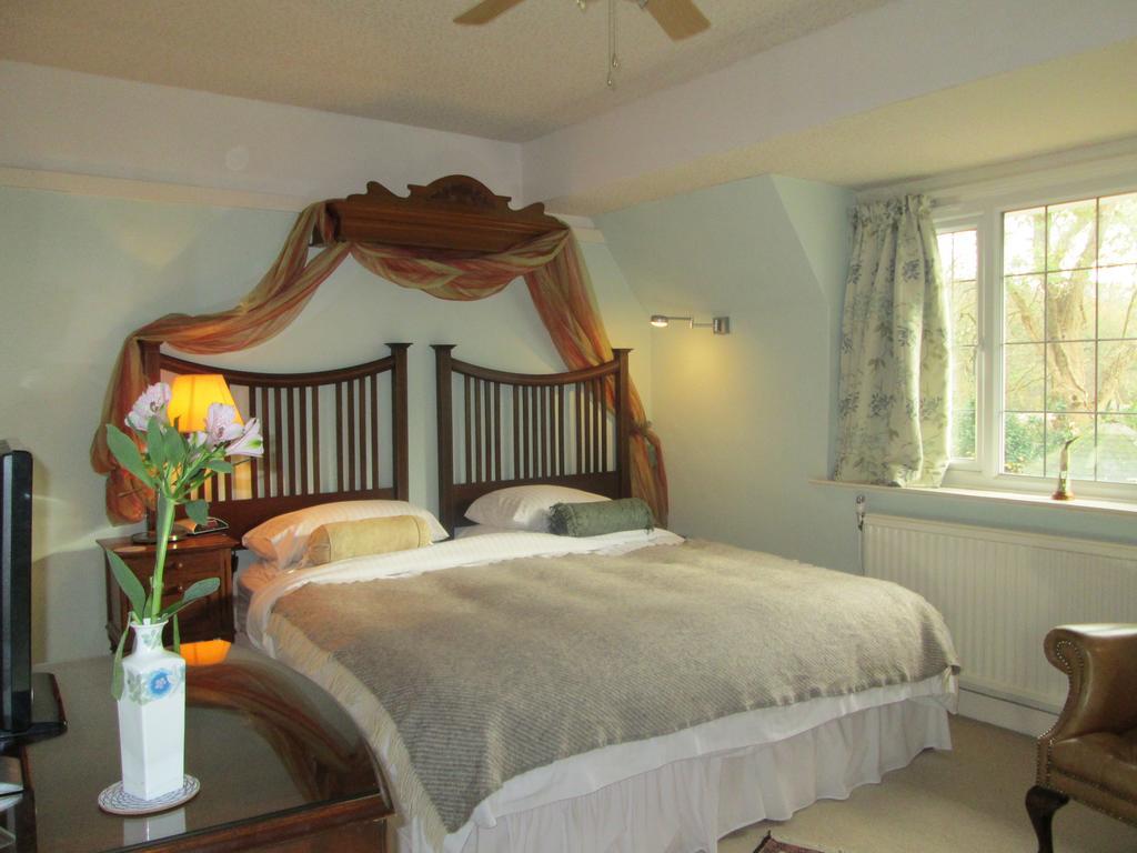 Crossways House Bed And Breakfast East Cowes Szoba fotó