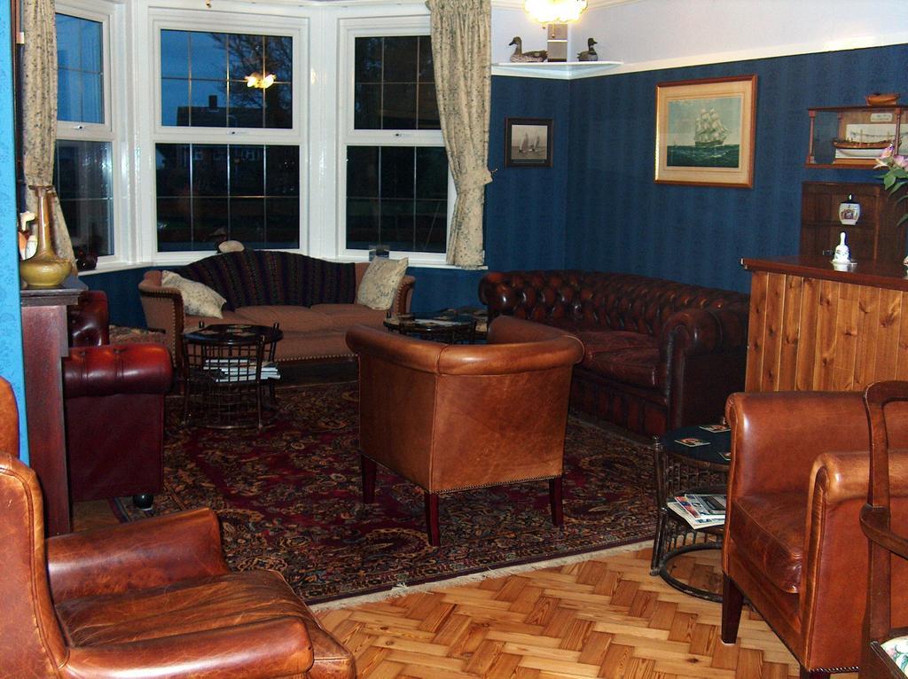 Crossways House Bed And Breakfast East Cowes Kültér fotó